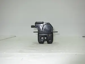 Foto de CERRADURA MALETERO / PORTON RENAULT MEGANE III BERLINA 5P 1.2 TCE (132 CV / 97 KW) referencia 846307169R