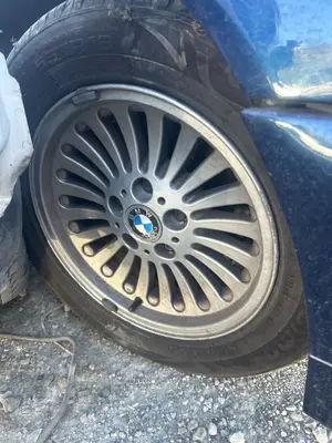 Foto de LLANTA BMW SERIE 5 TOURING (E39) 2.0 24V (150 CV / 110 KW)
