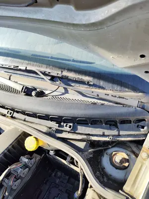 Foto de BRAZO LIMPIA DELANTERO IZQUIERDO CITROEN C3 1.4  (73 CV / 54 KW) referencia 6429T9
