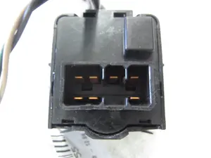 Foto de MANDO LUCES DAEWOO KALOS referencia 96540683 foto 3