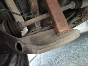 Foto de BRAZO SUSPENSION TRASERO IZQUIERDO MERCEDES-BENZ VITO FURGÓN (639) 2.1 CDI CAT (109 CV / 80 KW) referencia A6393508705