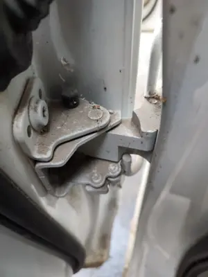 Foto de RETENEDOR PUERTA AUDI Q7 (4L) 3.0 V6 24V TDI (233 CV / 171 KW)