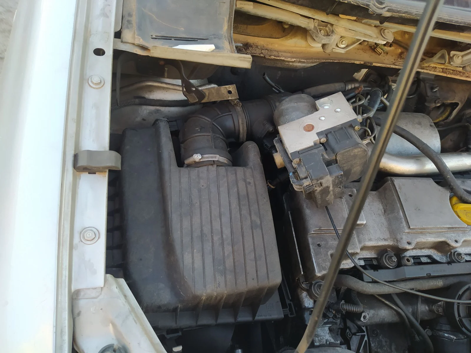 Foto de CAUDALIMETRO OPEL ZAFIRA A 2.0 DTI (101 CV / 74 KW) referencia 93171527