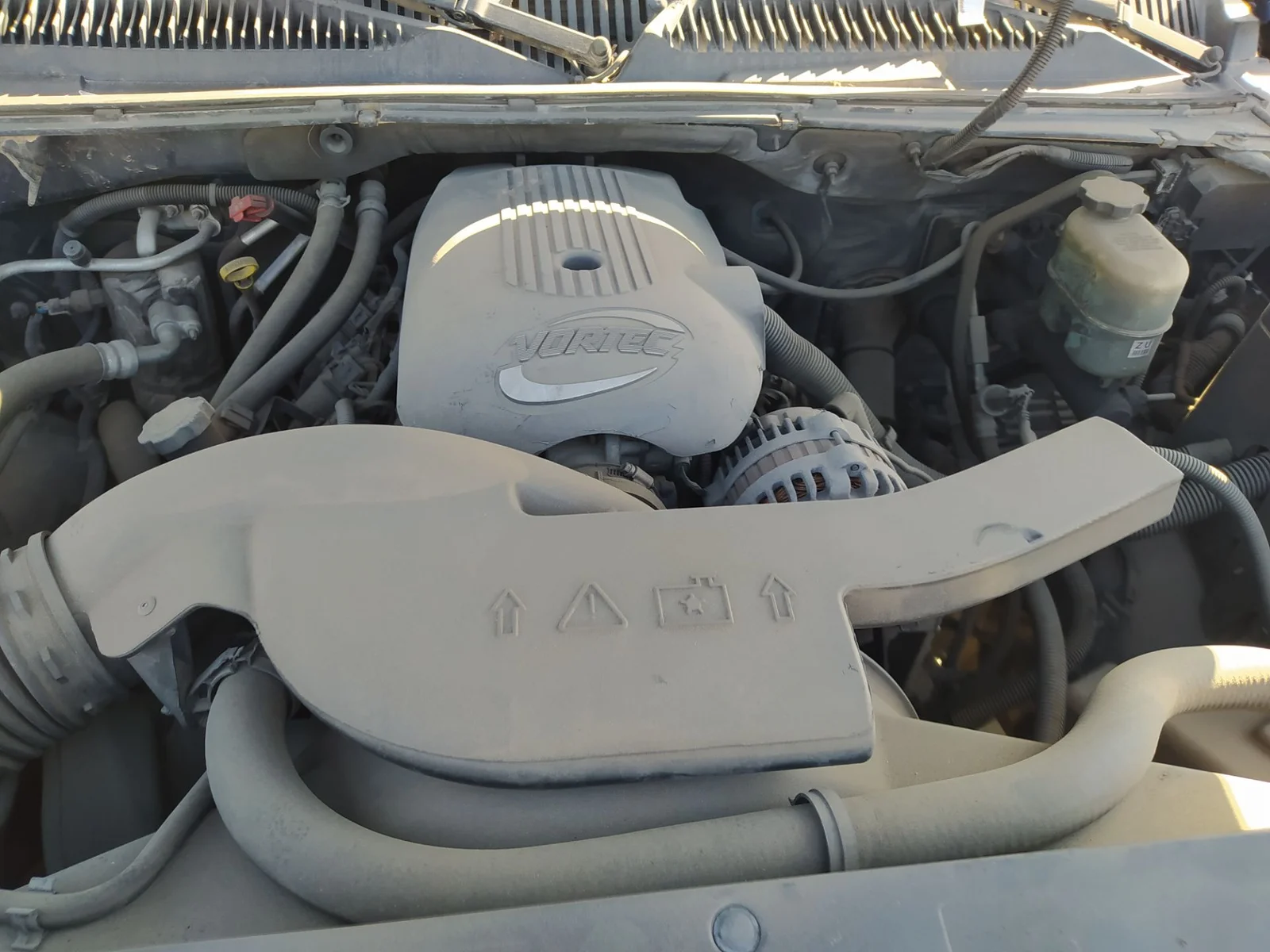 Foto de TUBO GENERAL MOTORS CHEVROLET TAHOE 5.3 V8 CAT (273 CV / 201 KW)