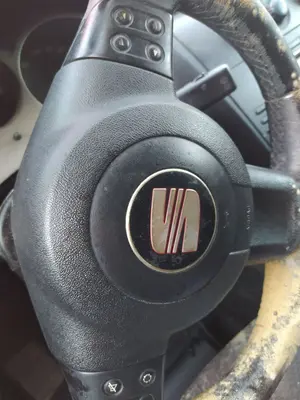 Foto de AIRBAG DELANTERO IZQUIERDO SEAT ALTEA (5P1) 1.6  (102 CV / 75 KW)