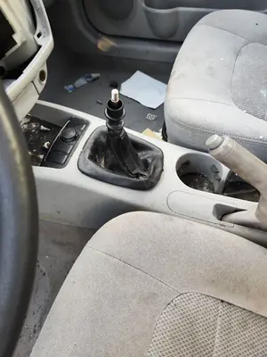 Foto de NO IDENTIFICADO KIA CERATO (LD) 1.5 CRDi (102 CV / 75 KW) referencia 43794A2200
