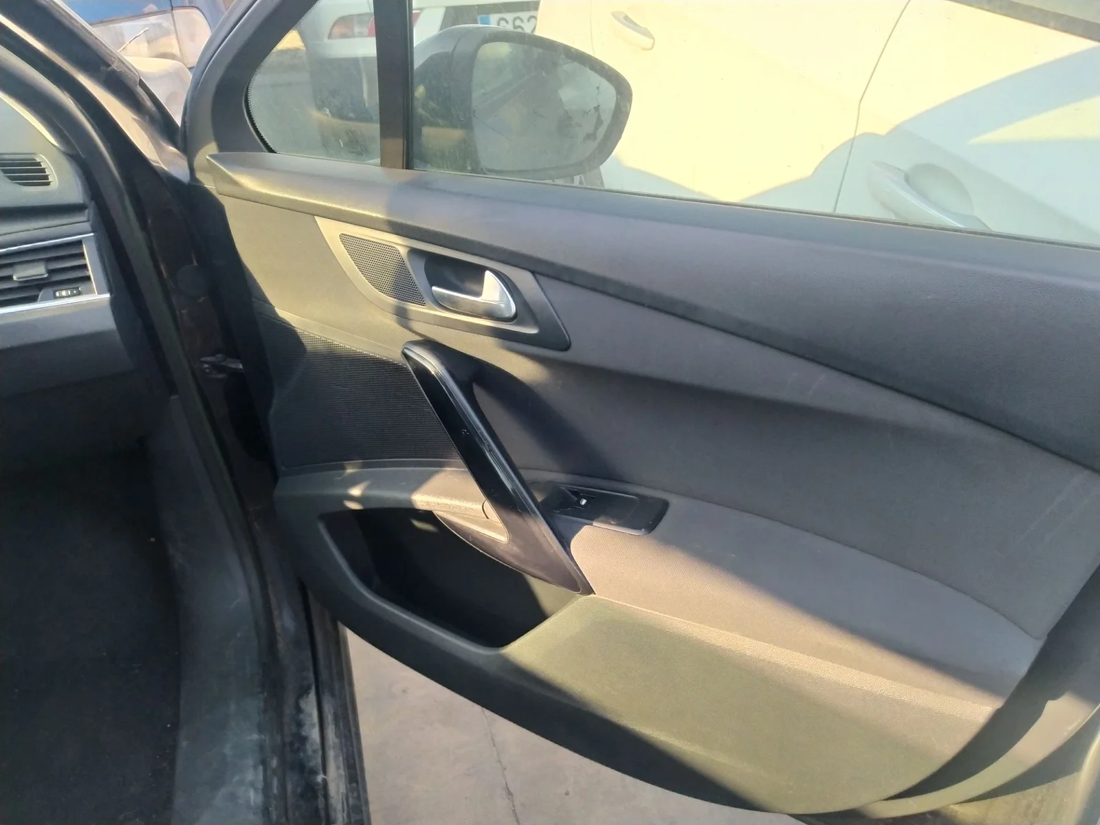 Foto de RETENEDOR PUERTA PEUGEOT 508 SW 1.6 HDi FAP (112 CV / 82 KW)