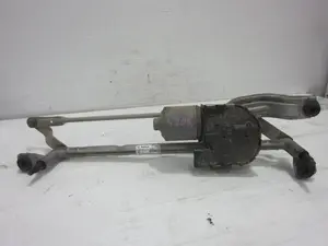 Foto de MOTOR LIMPIA DELANTERO VOLKSWAGEN GOLF VII BERLINA (BQ1/BE2) 1.6 TDI (116 CV / 85 KW) referencia 5G1955023D