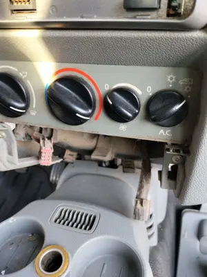Foto de MANDO CALEFACCION / AIRE ACONDICIONADO RENAULT KANGOO I (F/KC0) 1.9 dCi Diesel CAT (84 CV / 62 KW) referencia 7701051896