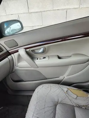 Foto de GUARNECIDO PUERTA DELANTERA DERECHA VOLVO S80 BERLINA 2.4 Diesel (131 CV / 96 KW)