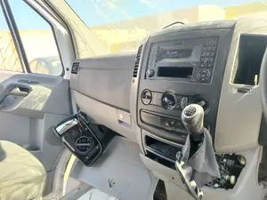 Foto de VENTILADOR CALEFACCION MERCEDES-BENZ SPRINTER II CAMIÓN DOKA 2.1 CDI CAT (129 CV / 95 KW)