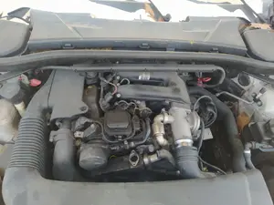 Foto de CAJA RELES / FUSIBLES BMW SERIE 1 BERLINA (E81/E87) 2.0 16V Diesel CAT (122 CV / 90 KW)