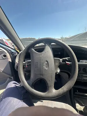 Foto de VOLANTE FORD FOCUS C-MAX (CAP)(2003) 1.6 TDCi CAT (109 CV / 80 KW) referencia 1302507