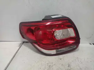 Foto de PILOTO TRASERO IZQUIERDO CITROEN DS3 1.6 e-HDi FAP (92 CV / 68 KW) referencia 96769738000