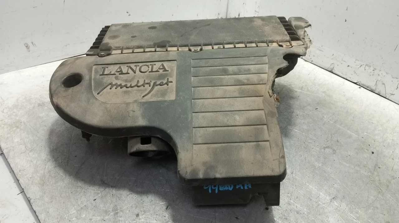 Foto de CAJA FILTRO AIRE LANCIA MUSA (184) 1.3 JTD CAT (69 CV / 51 KW) referencia 51781496