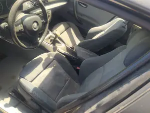 Foto de ENGANCHE CINTURON DELANTERO IZQUIERDO BMW SERIE 1 BERLINA (E81/E87) 2.0 16V Diesel (163 CV / 120 KW)