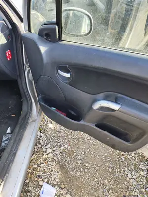 Foto de ELEVALUNAS DELANTERO DERECHO CITROEN C3 1.4  (73 CV / 54 KW) referencia 9222N6