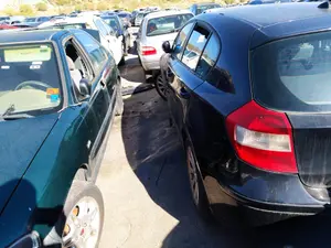 Foto de RUEDA DE REPUESTO BMW SERIE 1 BERLINA (E81/E87) 2.0 16V Diesel CAT (122 CV / 90 KW) referencia 36136777787