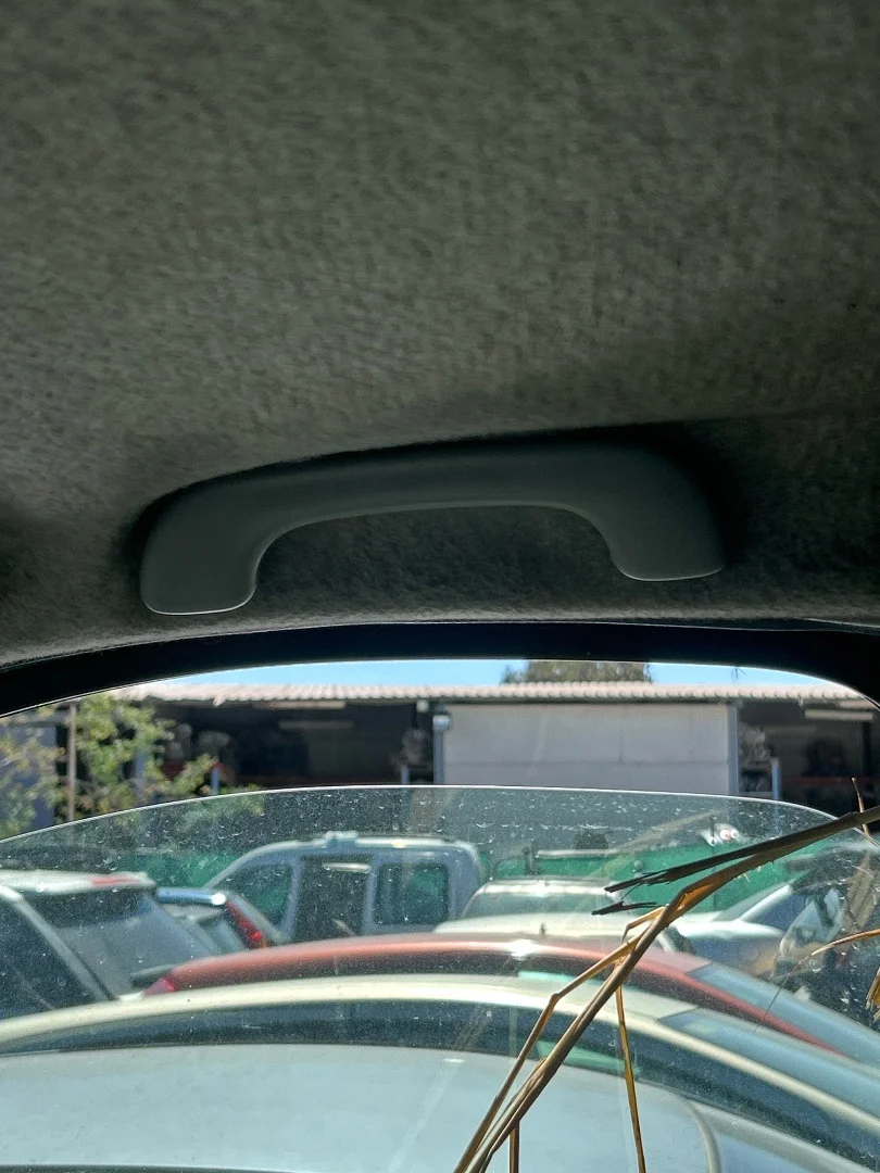 Foto de ASIDERO TECHO DELANTERO DERECHO RENAULT TRAFIC II FURGÓN 2.5 dCi Diesel CAT (135 CV / 99 KW) referencia 8200021131