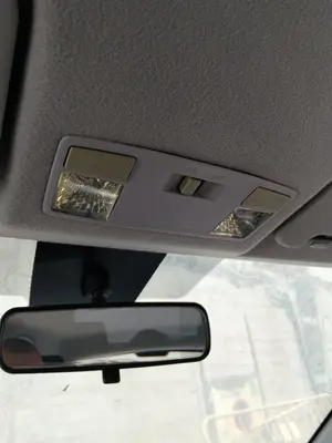 Foto de LUZ INTERIOR MAZDA 3 BERLINA (BK) 1.6 16V CAT (105 CV / 77 KW) referencia GJ6A-69-970 FKZ
