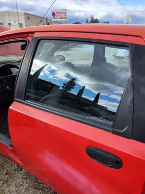 Foto de LUNA TRASERA IZQUIERDA CHEVROLET KALOS 1.2 CAT (72 CV / 53 KW) referencia 96541683