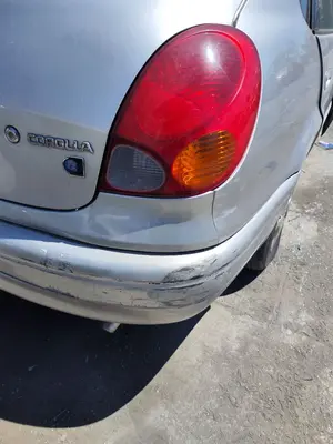 Foto de PILOTO TRASERO DERECHO TOYOTA COROLLA (E11) 2.0 Turbodiesel CAT (90 CV / 66 KW) referencia 8155002110