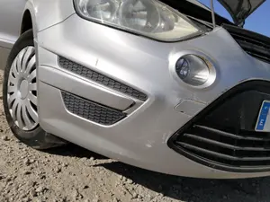 Foto de PARAGOLPES DELANTERO FORD S-MAX (CA1) 2.0 TDCi CAT (131 CV / 96 KW) referencia 1686005 foto 2