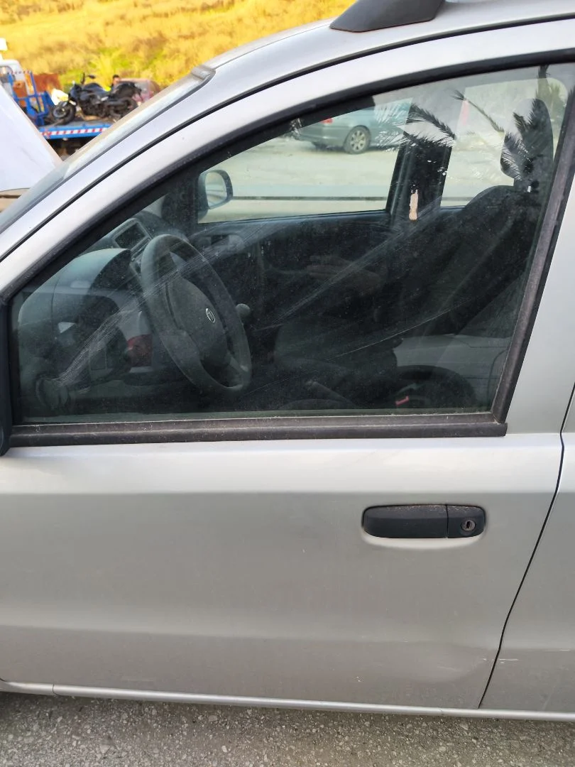 Foto de LUNA DELANTERA IZQUIERDA FIAT II PANDA (169) 1.2 CAT (60 CV / 44 KW)