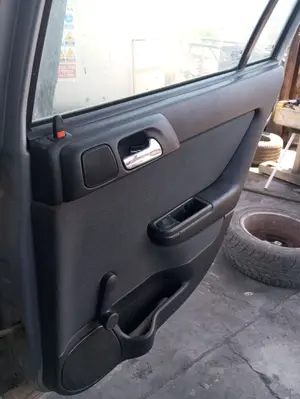 Foto de GUARNECIDO PUERTA TRASERA DERECHA OPEL ASTRA G BERLINA 1.6 CAT (Z 16 SE / L55) (84 CV / 62 KW) referencia 13245781