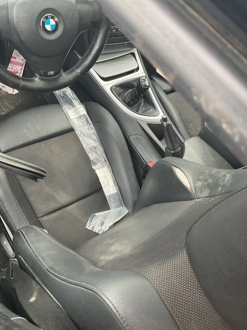 Foto de ASIDERO TECHO DELANTERO IZQUIERDO BMW SERIE 1 BERLINA (E81/E87) 2.0 Turbodiesel CAT (143 CV / 105 KW) referencia 51169143523