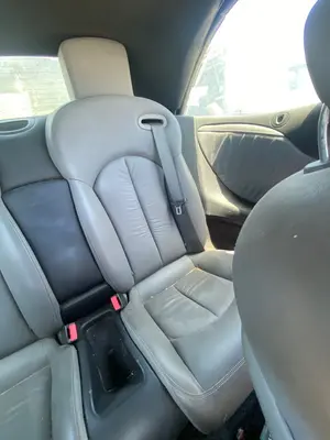 Foto de ASIENTOS TRASERO IZQUIERDO MERCEDES-BENZ CLK (BM 209) CABRIO 1.8 CAT (163 CV / 120 KW)