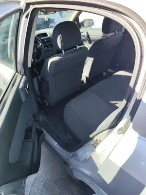 Foto de GOMAS CONTORNO PUERTA OPEL ASTRA G BERLINA 1.7 16V DTI CAT (Y 17 DT / LR6) (75 CV / 55 KW)