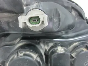 Foto de FARO IZQUIERDO RENAULT SCENIC RX4 (JA0) 2.0 16V (139 CV / 102 KW) referencia 7700432098 foto 3