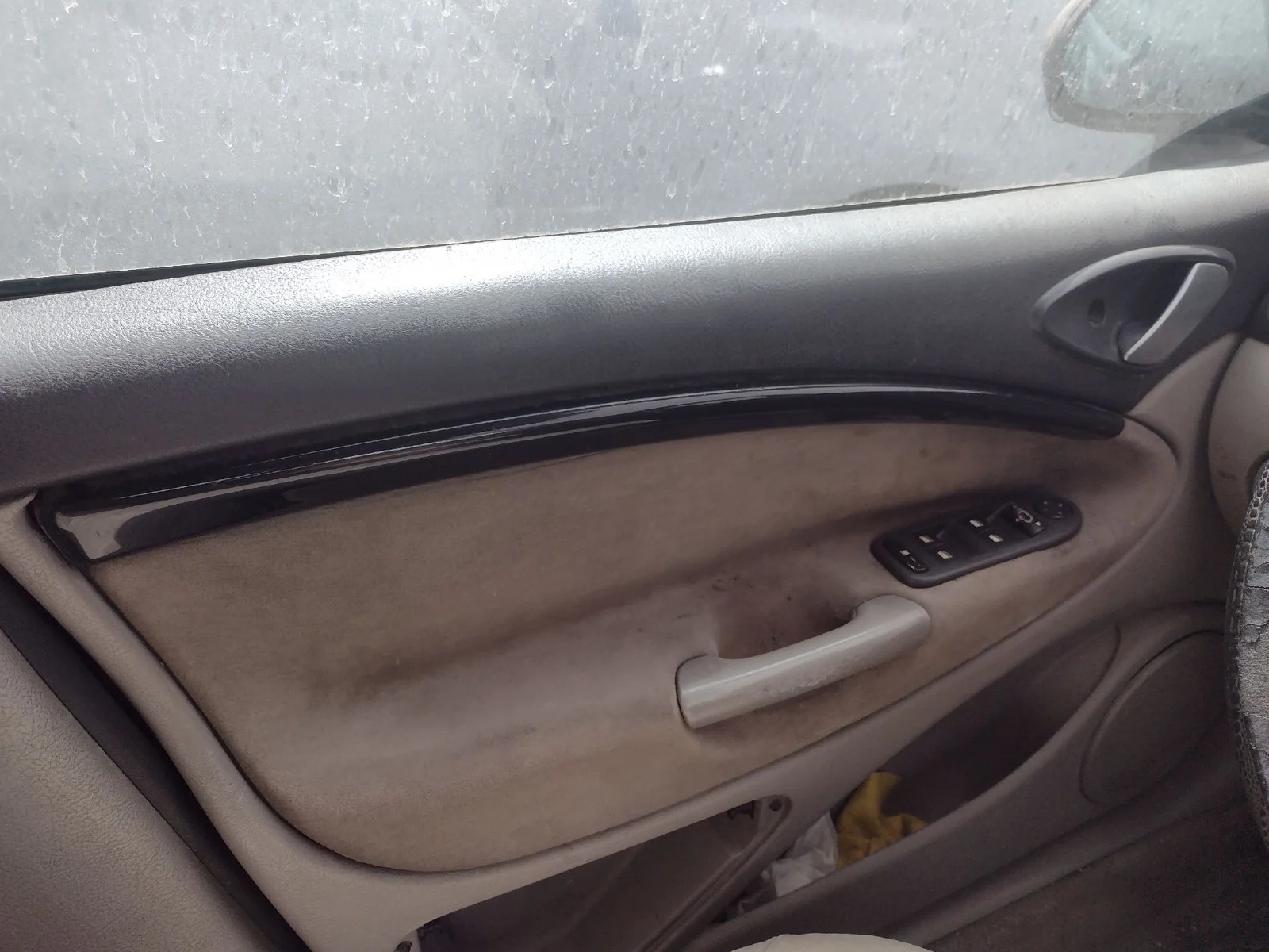 Foto de MANETA INTERIOR DELANTERA IZQUIERDA CITROEN C5 BERLINA 1.6 HDi CAT (9HY / DV6TED4) (109 CV / 80 KW) referencia 9143H7