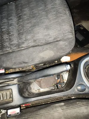Foto de PALANCA FRENO PEUGEOT 307 (S1)(04.2001) 1.6 16V CAT (109 CV / 80 KW) referencia 470198