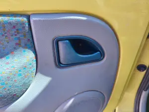 Foto de MANETA INTERIOR DELANTERA IZQUIERDA RENAULT TWINGO I (C06) 1.2  (75 CV / 55 KW) referencia 8200289436