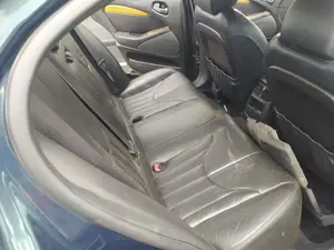 Foto de ASIENTOS TRASERO DERECHO JAGUAR S-TYPE (03.1999) 4.0 V8 32V CAT (276 CV / 203 KW)