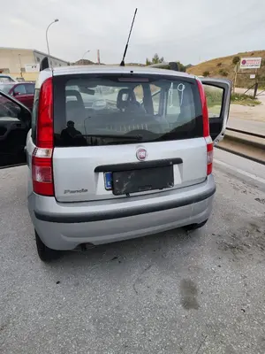Foto de PORTON TRASERO FIAT II PANDA (169) 1.2 CAT (60 CV / 44 KW)