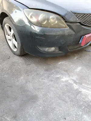 Foto de PARAGOLPES DELANTERO MAZDA 3 BERLINA (BK) 1.6 16V CAT (105 CV / 77 KW) foto 2