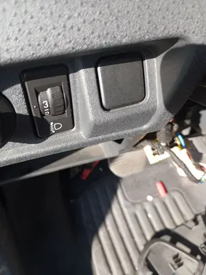 Foto de INTERRUPTOR CITROEN C2 1.4  (73 CV / 54 KW)