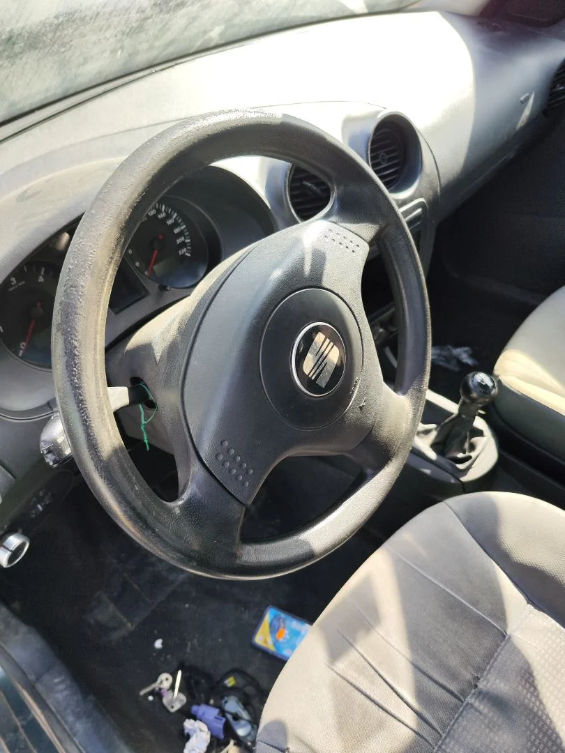 Foto de VOLANTE SEAT IBIZA (6L1) 1.9 TDI (101 CV / 74 KW) referencia 6L0419091M FKZ