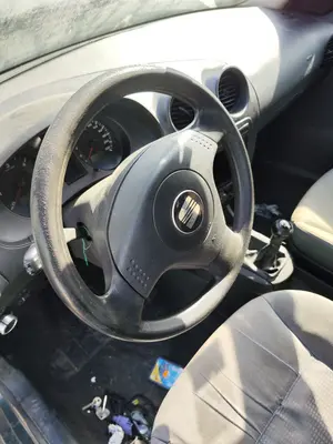 Foto de VOLANTE SEAT IBIZA (6L1) 1.9 TDI (101 CV / 74 KW) referencia 6L0419091M FKZ