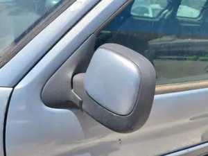 Foto de RETROVISOR IZQUIERDO PEUGEOT PARTNER (S1)(07.1996) 1.9 Diesel (69 CV / 51 KW) foto 2