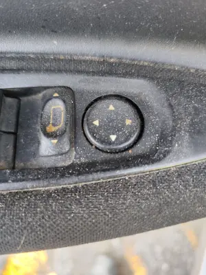 Foto de MANDO RETROVISOR CITROEN C4 BERLINA 1.6 16V HDi FAP (109 CV / 80 KW)