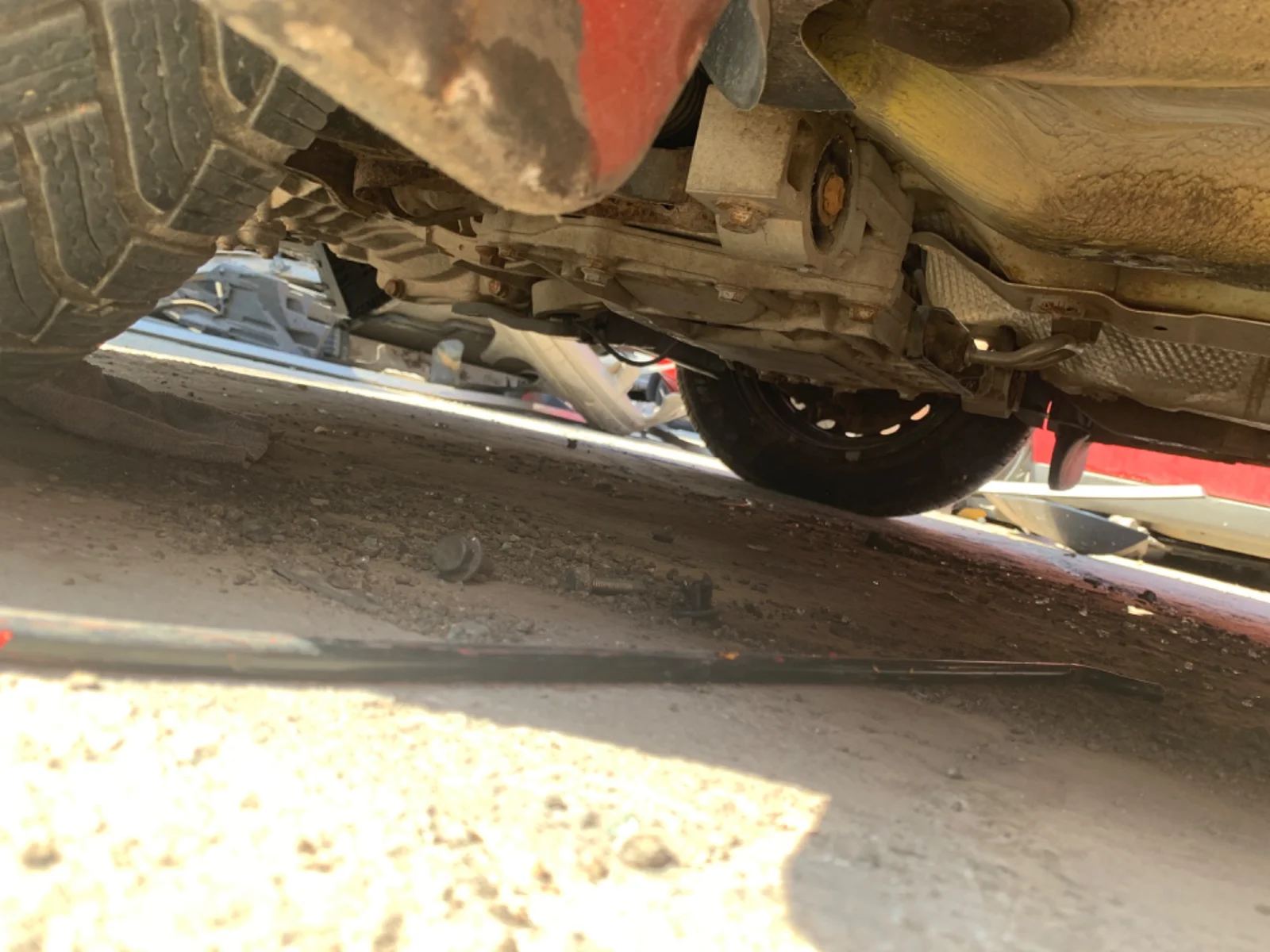 Foto de PUENTE DELANTERO VOLKSWAGEN CADDY (2K)(02.2004) 2.0 SDI (69 CV / 51 KW) referencia 1K0199313AL