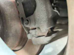 Foto de PINZA DE FRENO TRASERA DERECHA VOLKSWAGEN TOUAREG (7LA) 2.5 TDI (174 CV / 128 KW) referencia 7L6615424