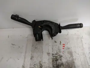 Foto de MANDO MULTIFUNCION FORD FIESTA BERLINA (DX) 1.8 Diesel CAT (60 CV / 44 KW) referencia 01510620