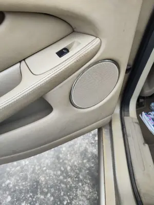 Foto de ELEVALUNAS TRASERO IZQUIERDO JAGUAR X-TYPE 2.1 V6 24V CAT (156 CV / 115 KW) referencia C2S 44895