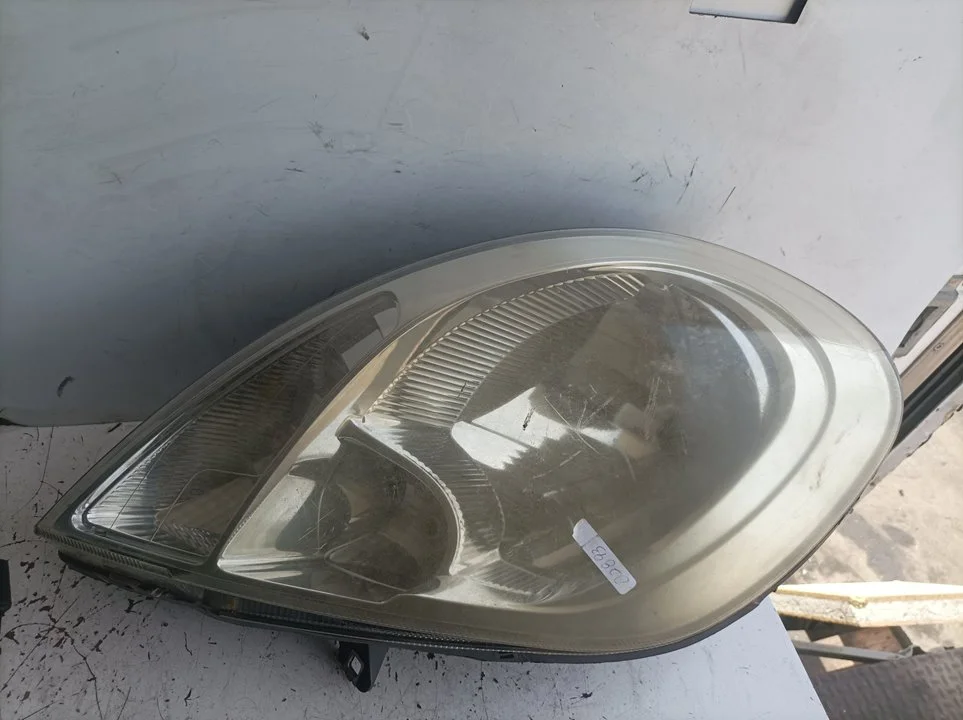 Foto de FARO DERECHO OPEL VIVARO FURGÓN/COMBI 2.0 16V CDTI (114 CV / 84 KW) referencia 93859830