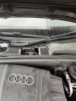 Foto de BRAZO LIMPIA DELANTERO IZQUIERDO AUDI A5 COUPE (8T) 2.0 16V TDI (170 CV / 125 KW) referencia 8K1955407A FKZ